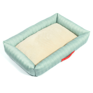 Kenwood & Co Cama Rectangular con Relleno Suave Diseño a Rayas para Perro, Mediano