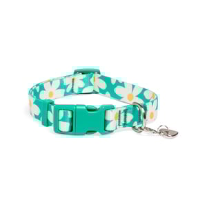 Youly Collar Azul con Estampado de Margaritas y Dije de Corazón para Perro, Mediano Youly Collar Azul con Estampado de Margaritas y Dije de Corazón para Perro, Mediano