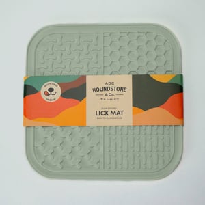 ADC Houndstone & Co. Tapete Licking Mat Color Verde Salvia para Perro, 1 Pieza ADC Houndstone & Co. Tapete Licking Mat Color Verde Salvia para Perro, 1 Pieza
