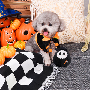 HugSmart Halloween Parca de Peluche con Pelota Interior para Perro, Mediano HugSmart Halloween Parca de Peluche con Pelota Interior para Perro, Mediano